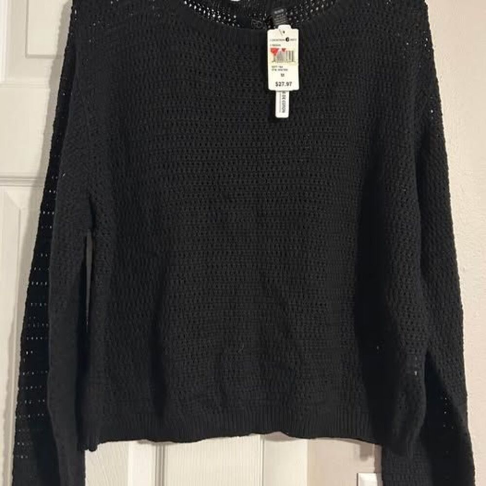 New RDI Style Black Crochet Sweater Size Medium